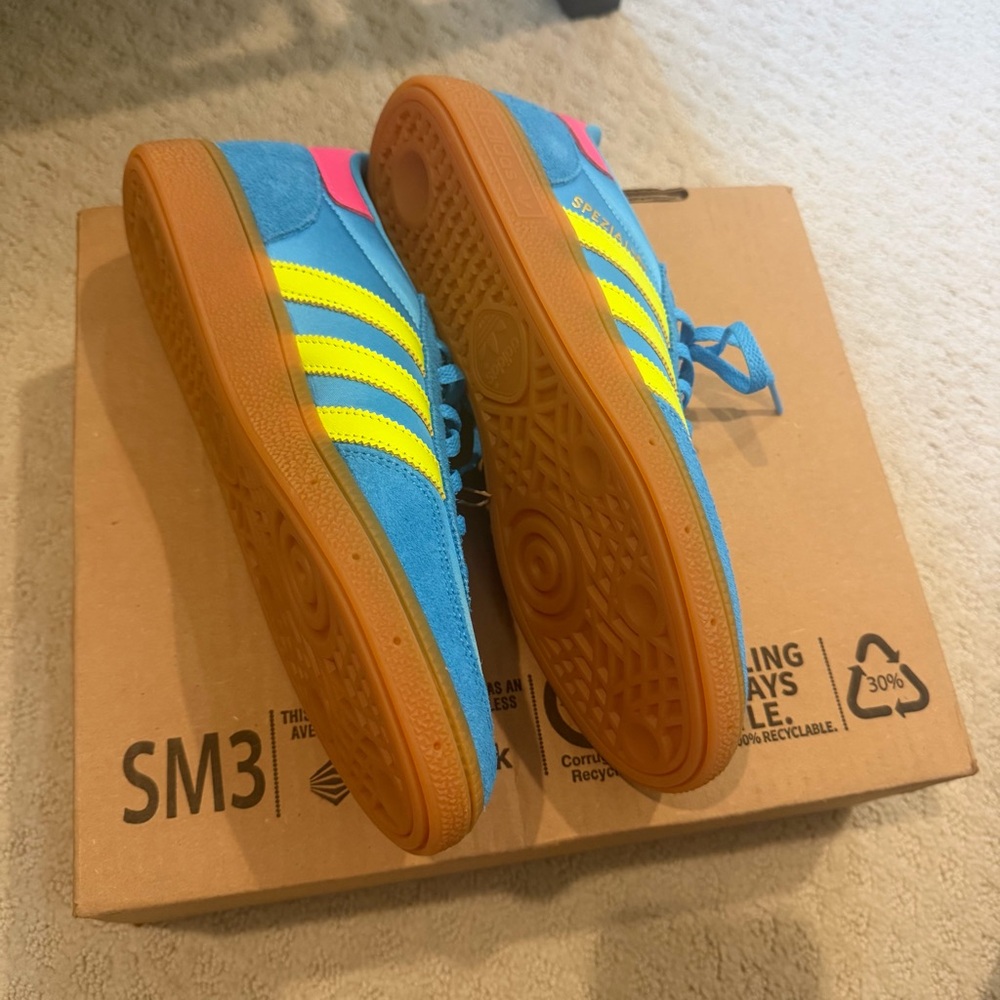 NEW Women's Adidas Handball Spezial Shoes 'Sky Rush' Sz 8.5 - Picture 11 of 13